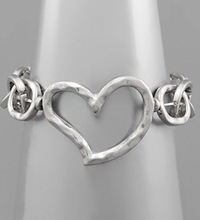 Load image into Gallery viewer, Metal Heart Bracelet